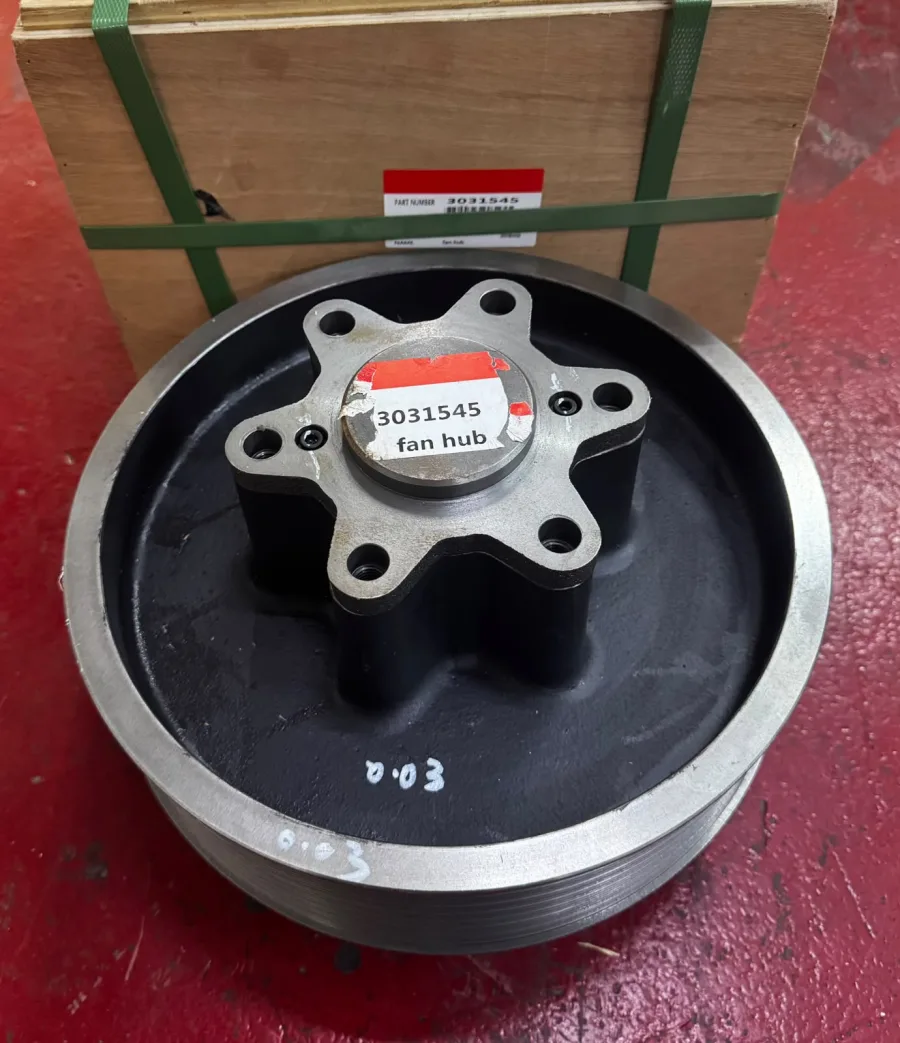 3031545 3021605 3178564 IDLER PULLEY FAN HUB