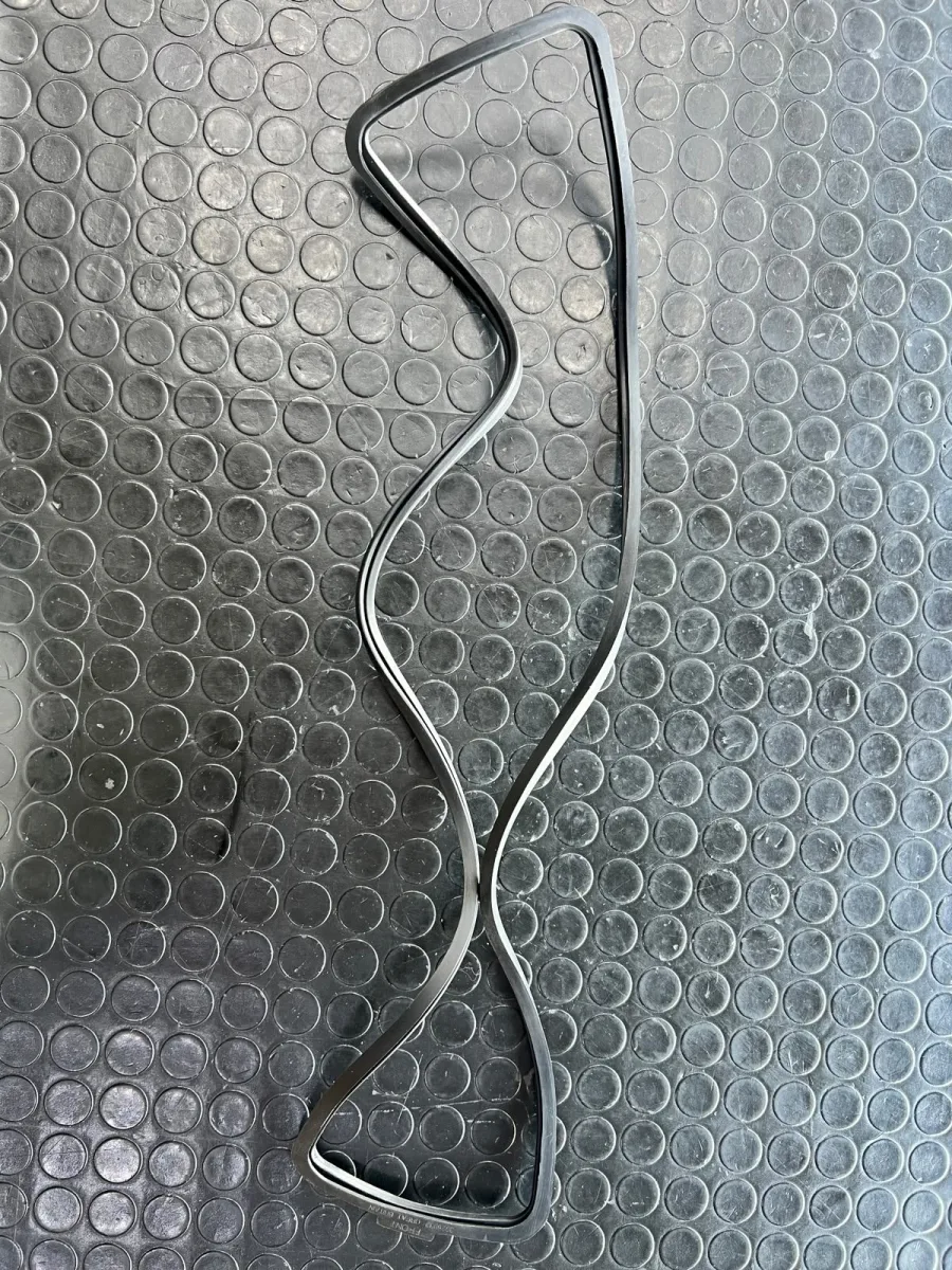 3284623 / 3928832 / 3904776 / 3900545 / 3907617 PUSH ROD COVER GASKET