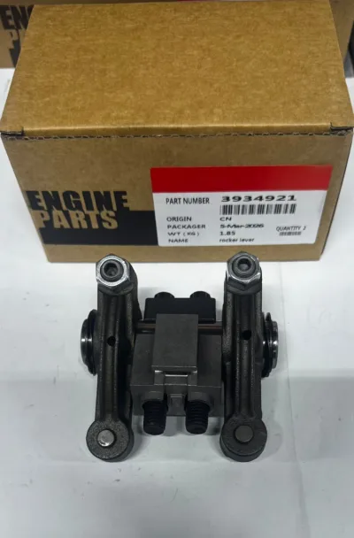 3934921 ROCKER LEVER ASSEMBLY