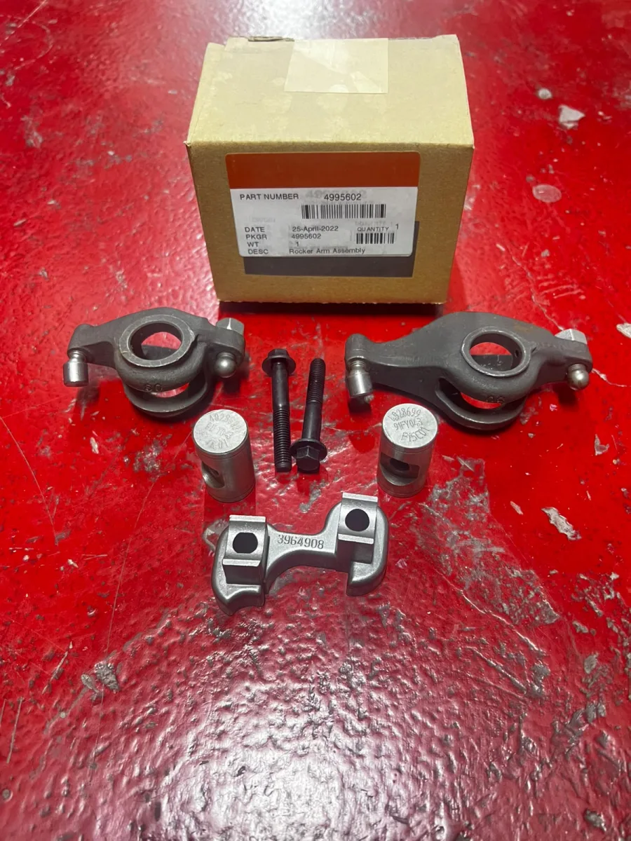 4995602 ROCKER LEVER ASSEMBLY
