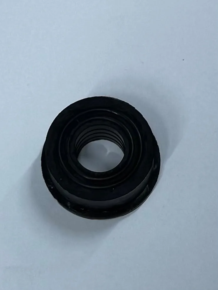 4899239  5271613 ISOLATOR NOISE