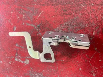 6670867 REAR DOOR LATCH-BOBCAT for ADP / Bobcat