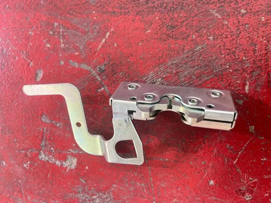 6670867 REAR DOOR LATCH-BOBCAT for ADP / Bobcat