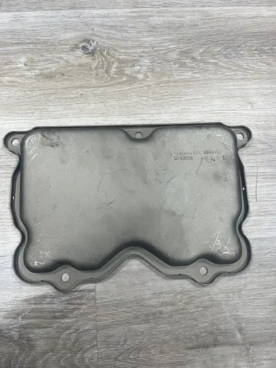 3006183 / 212517 / 149768 / 130355 COVER,ROCKER LEVER for Cummins
