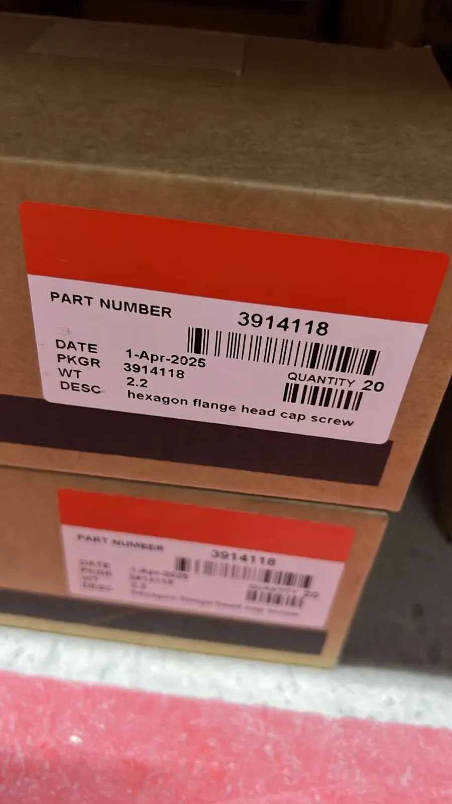 3914118, HEXAGON FLANGE HEAD CAP SCREW for Cummins