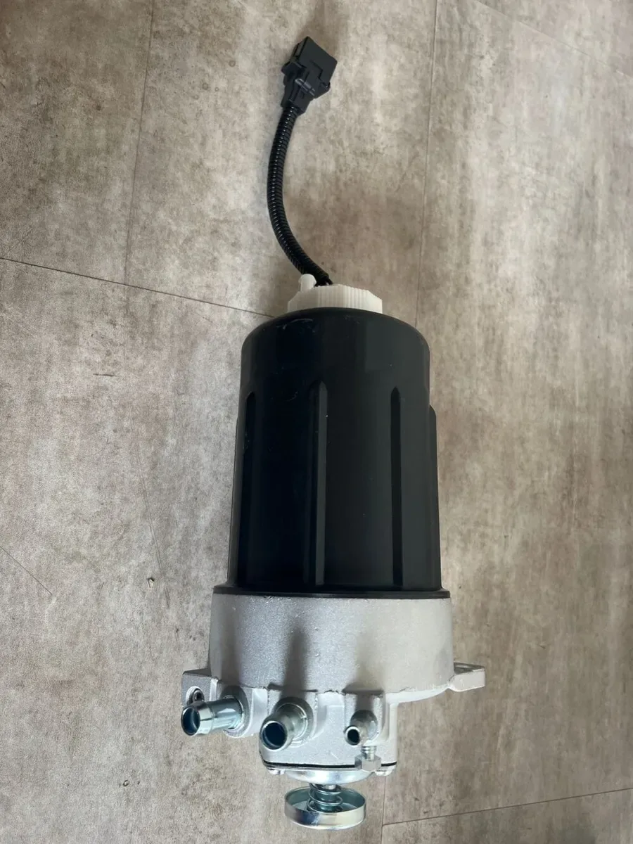 ME306304 FUEL FILTER ASSEMBLY
