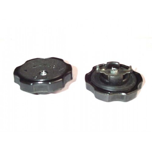 MD008784 CAP OIL FILLER  FORKLIFT