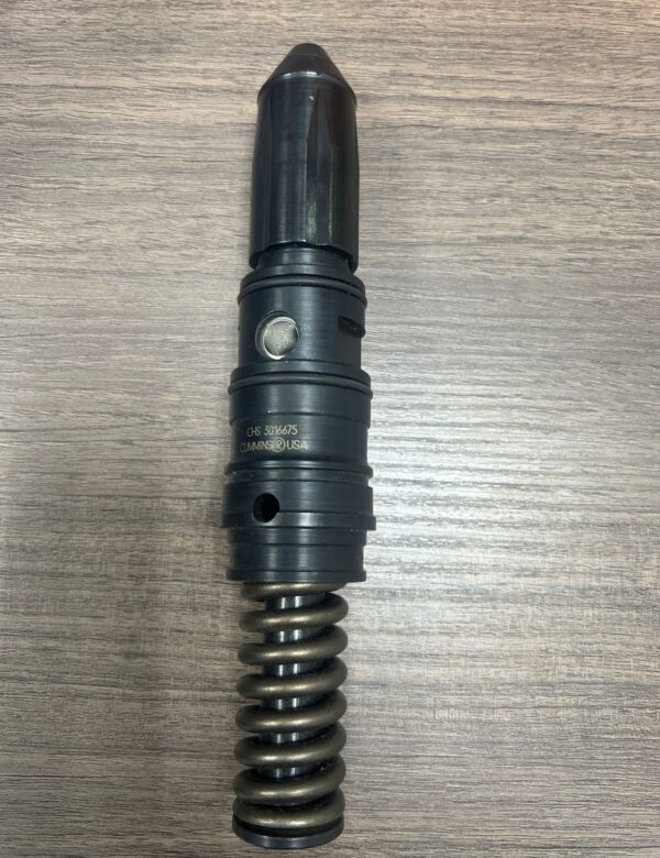 3016675 INJECTOR