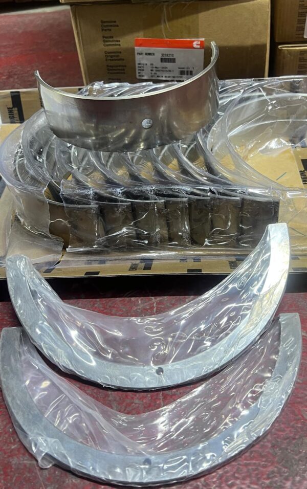 3018210 MAIN BEARING SET