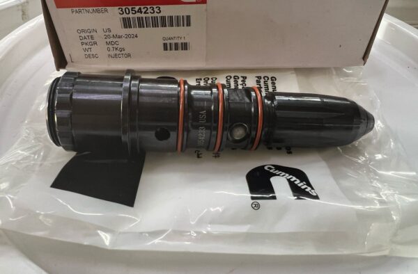 3054233 / 3047984 / 3024147 / 3041836  INJECTOR