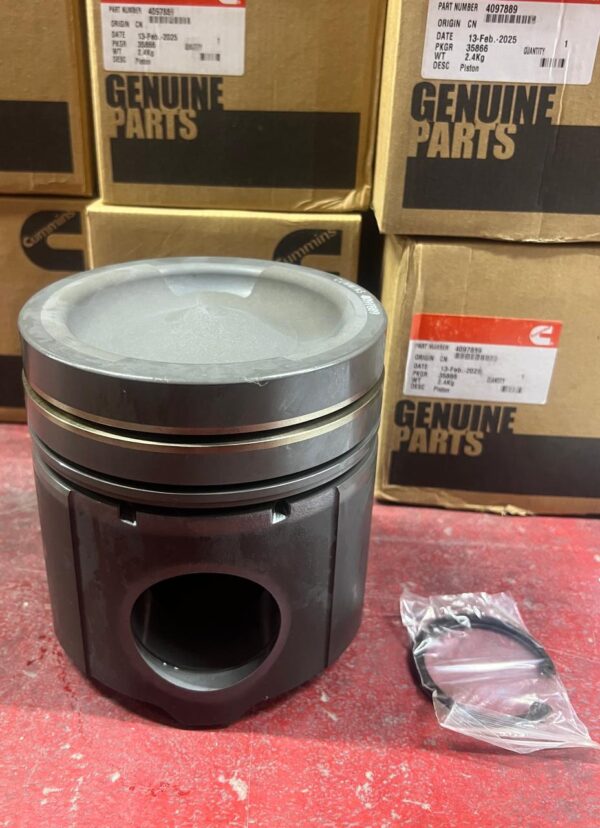 4090013 4097889 PISTON+PIN+CLIP