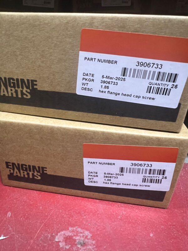 3906733 HEX FLANGE HEAD CAP SCREW