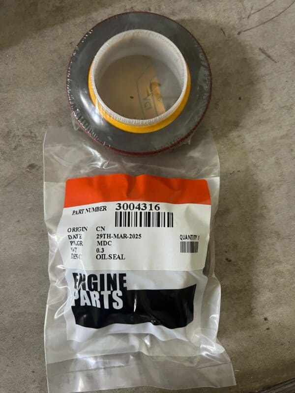3004316, OIL SEAL   CUMMINS