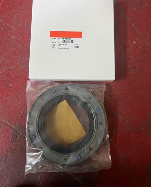 3804703,3096478,3804311,3090391,3090435,3086100, OIL SEAL FRONT,QSK19