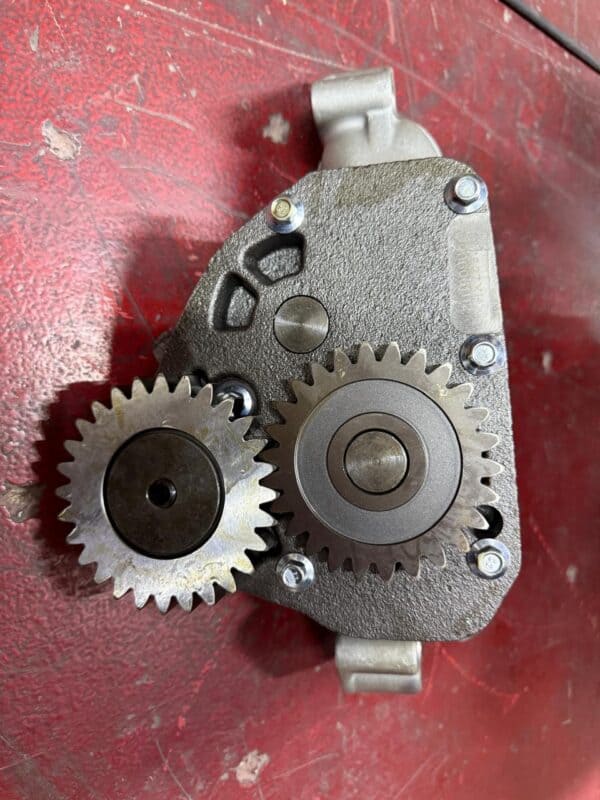 4026691, 3685865,3687527,3680688,4309500,2881757, OIL PUMP