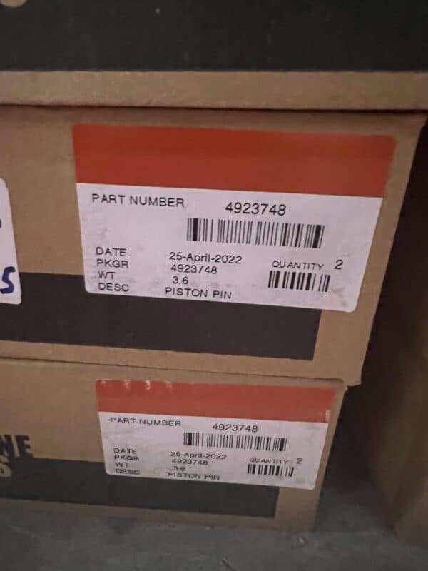4923748, PISTON PIN