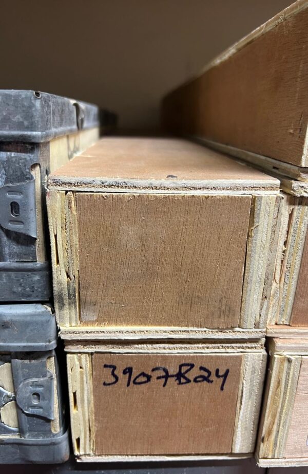 3907824 , CAMSHAFT   CUMMINS