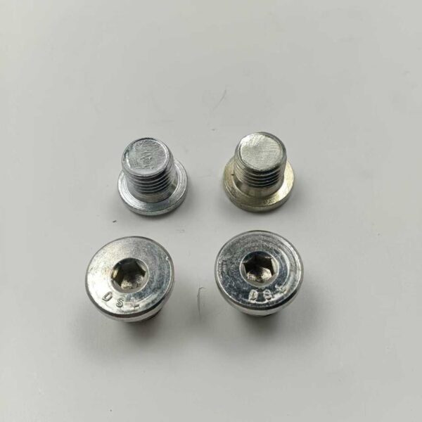 3977853, THREADED PLUG CUMMINS