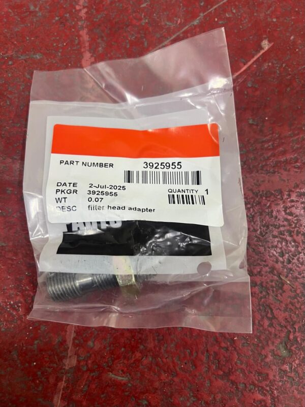 3925955 3903845 FILTER HEAD ADAPTER CUMMINS