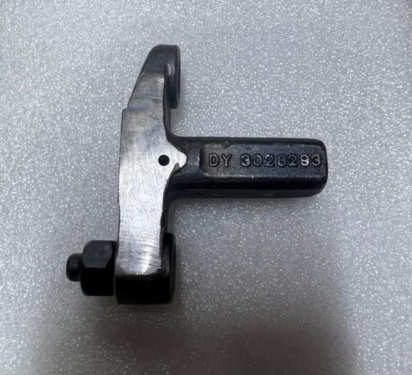 3028293, 3030038, VALVE CROSS HEAD   CUMMINS